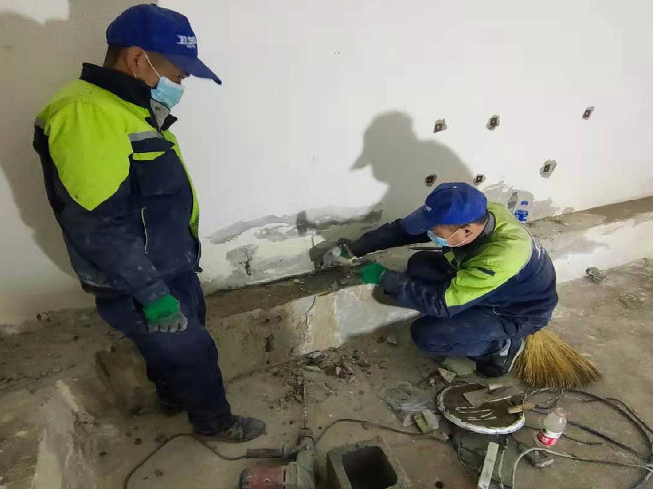 地下室漏水维修